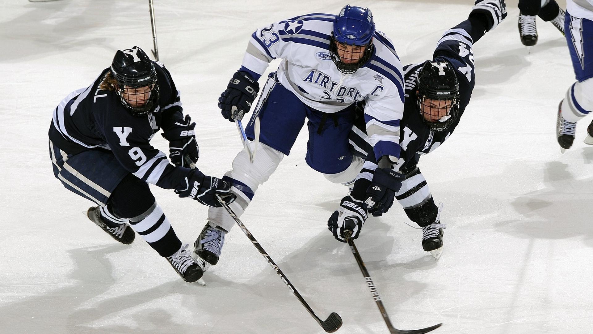 【观察】主帅一场比赛不叫一个战术 火箭有谁能救？